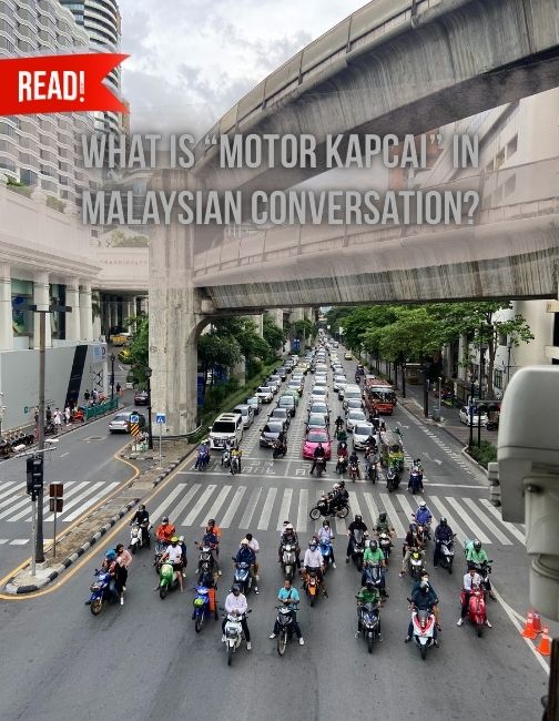 High angle view of junction with lots of kapcai.