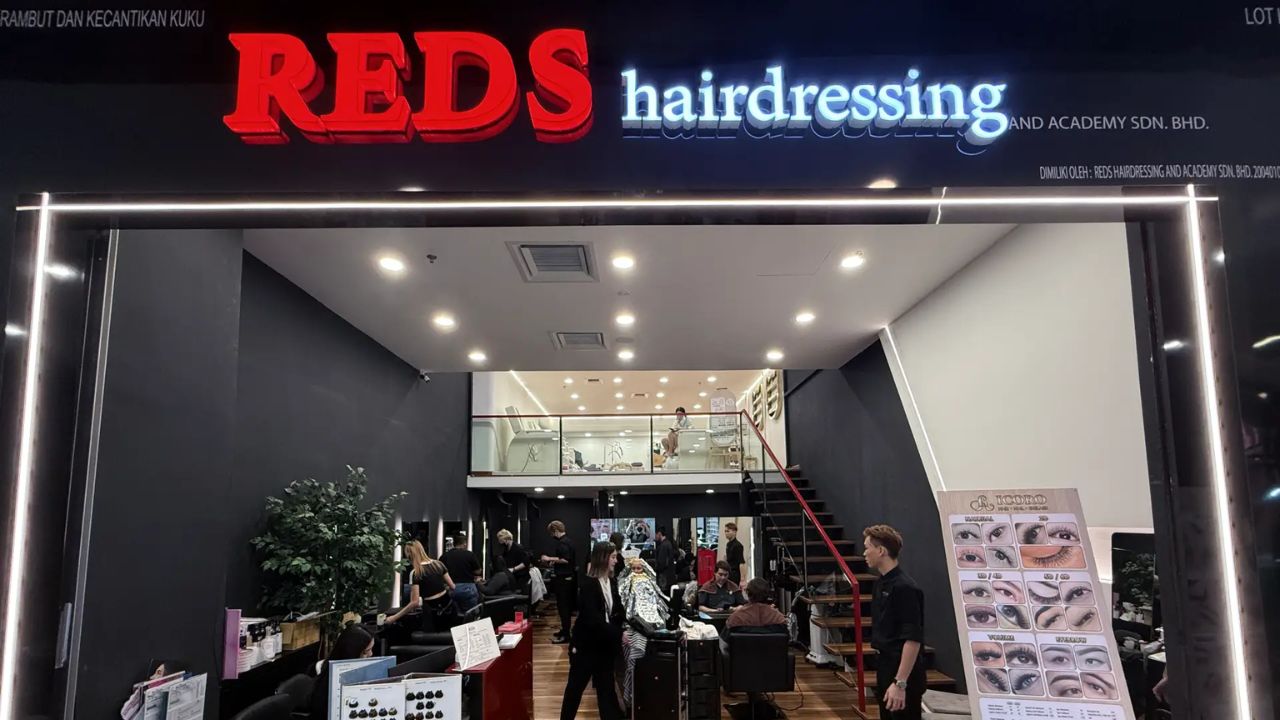 Reds hairdressing salon in KSL